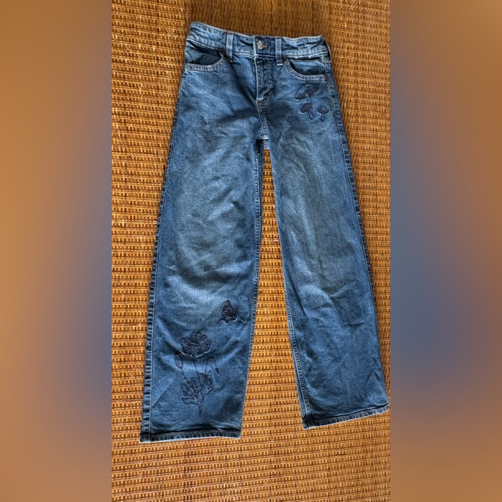 Abercrombie Kids Blue Jeans with Embroidered Details